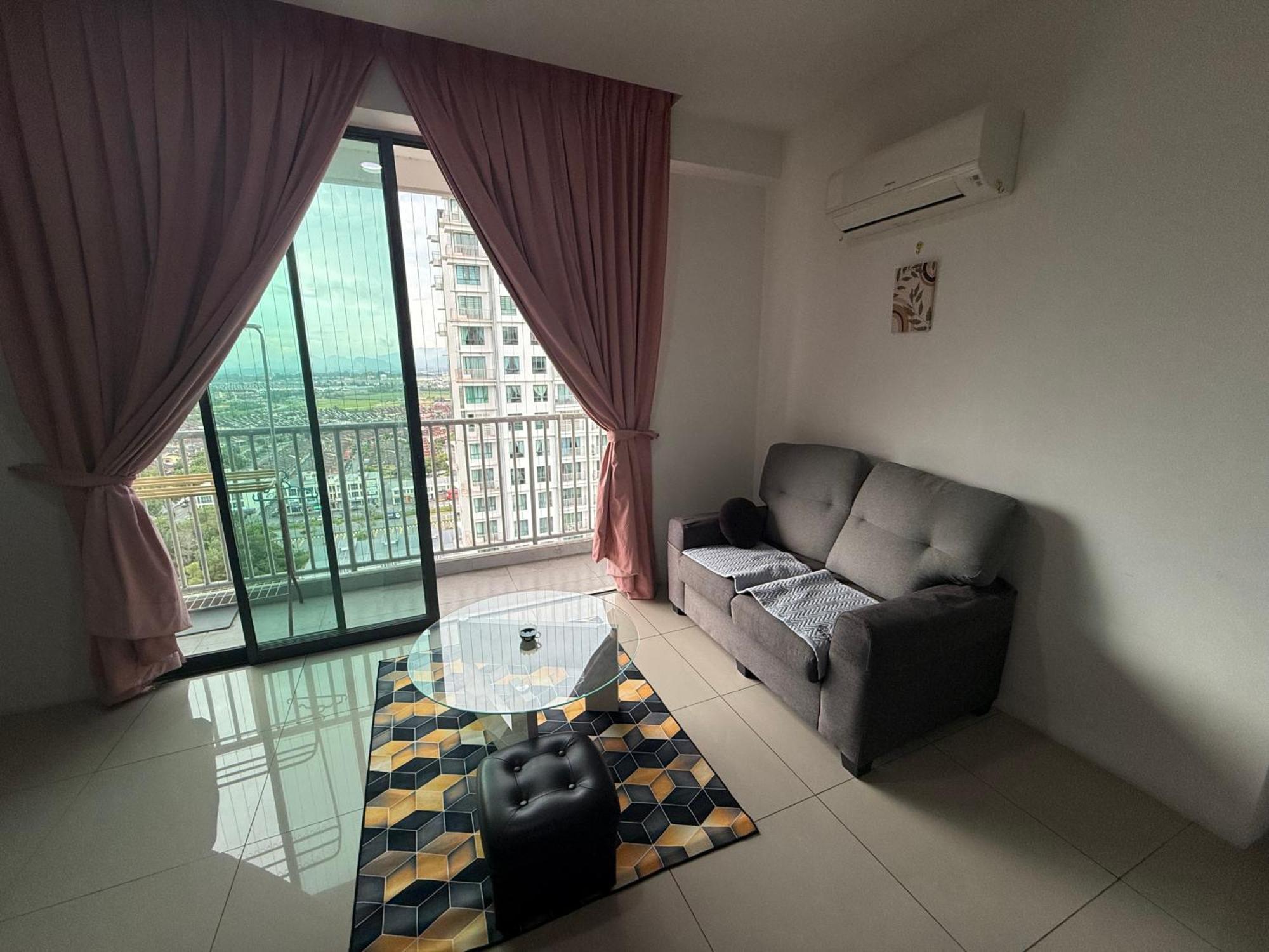 Apartment Casa Kayangan Meru 3br Daisy -by Goswell Ipoh