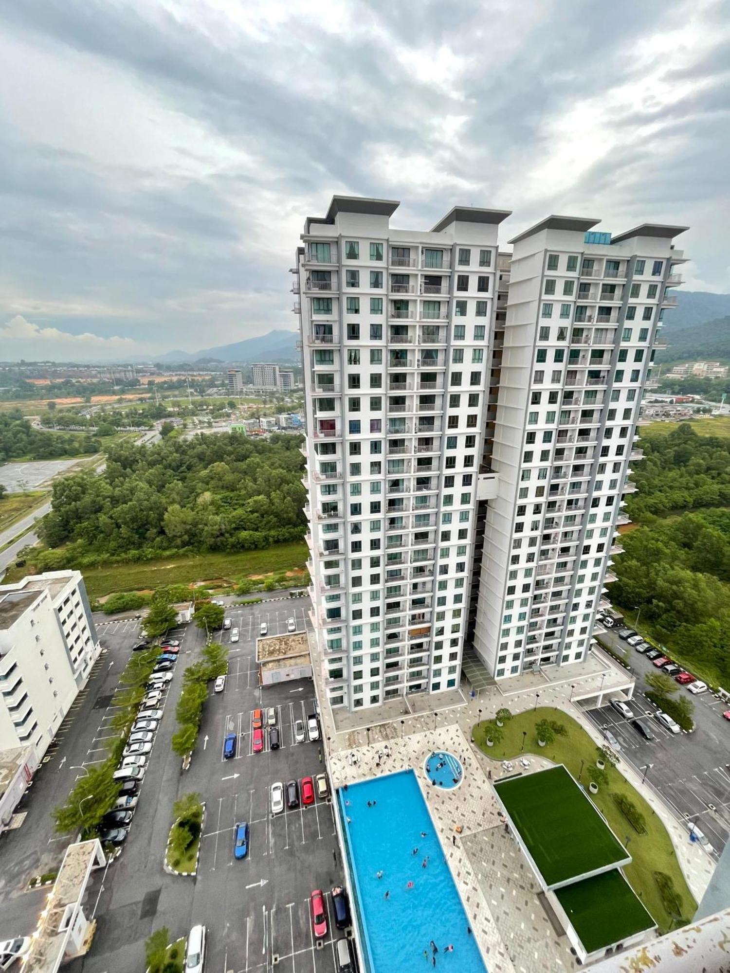 Casa Kayangan Meru 3br Daisy -by Goswell * Ipoh